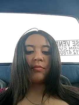 Snapshot of Cristal__04 chatting on 12-13-24, 08:58 Cristal 04 online show from 12-13-24, 08:58