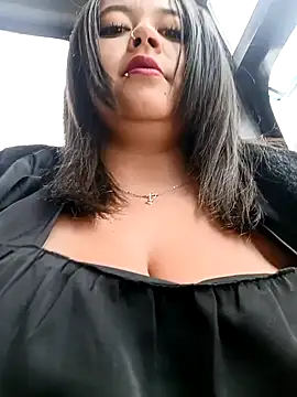 Snapshot of Cristal__04 chatting on 01-30-25, 04:13 Cristal 04 online show from 01-30-25, 04:13