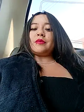 Snapshot of Cristal__04 chatting on 03-12-25, 08:20 Cristal 04 online show from 03-12-25, 08:20