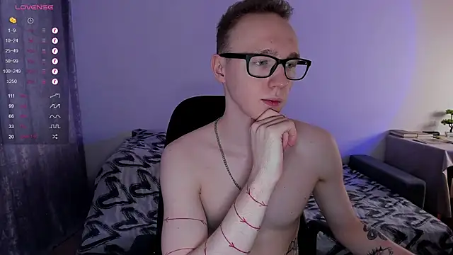 Alex silents online show from 03-18-25, 01:09