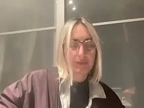 Snapshot of casalinga88 chatting on 03-07-25, 07:16 casalinga88 online show from 03-07-25, 07:16