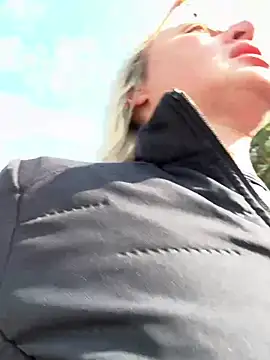 Snapshot of casalinga88 chatting on 03-08-25, 11:37 casalinga88 online show from 03-08-25, 11:37