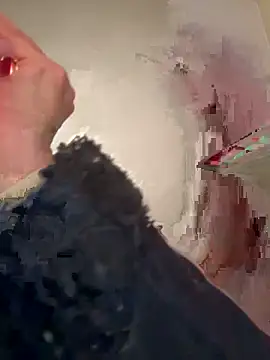 Snapshot of casalinga88 chatting on 03-16-25, 12:01 casalinga88 online show from 03-16-25, 12:01