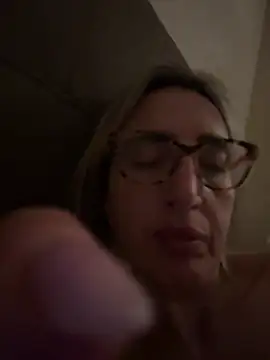 Snapshot of casalinga88 chatting on 03-16-25, 08:21 casalinga88 online show from 03-16-25, 08:21