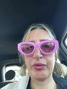 Snapshot of casalinga88 chatting on 03-16-25, 02:55 casalinga88 online show from 03-16-25, 02:55