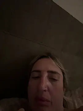 Snapshot of casalinga88 chatting on 03-17-25, 02:52 casalinga88 online show from 03-17-25, 02:52