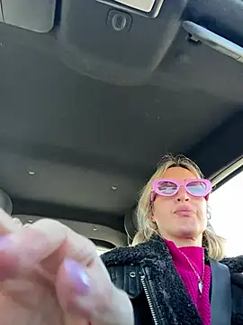 Snapshot of casalinga88 chatting on 03-17-25, 11:42 casalinga88 online show from 03-17-25, 11:42