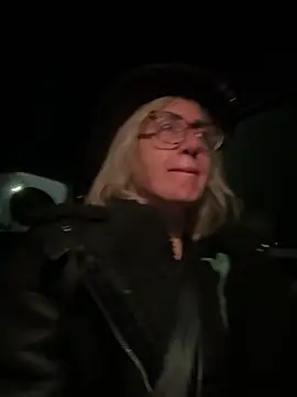 Snapshot of casalinga88 chatting on 03-21-25, 11:23 casalinga88 online show from 03-21-25, 11:23