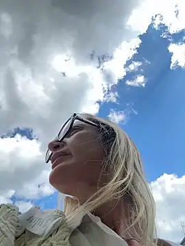 Snapshot of casalinga88 chatting on 09-16-25, 11:22 casalinga88 online show from 09-16-25, 11:22