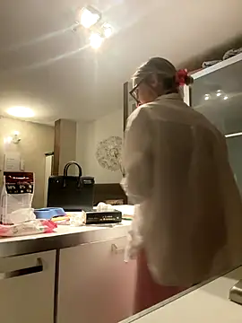 Snapshot of casalinga88 chatting on 09-25-25, 06:55 casalinga88 online show from 09-25-25, 06:55