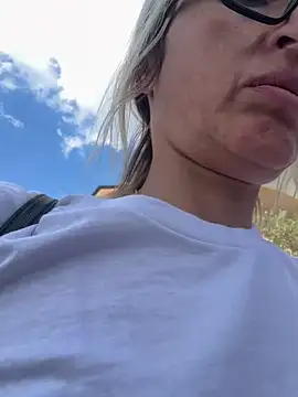 Snapshot of casalinga88 chatting on 09-29-25, 11:26 casalinga88 online show from 09-29-25, 11:26