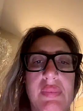 Snapshot of casalinga88 chatting on 10-07-25, 05:37 casalinga88 online show from 10-07-25, 05:37