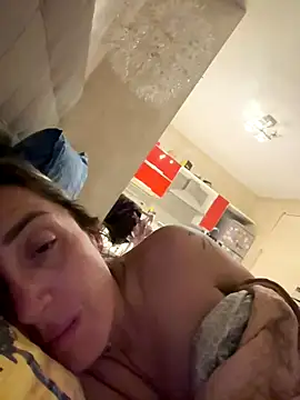 Snapshot of casalinga88 chatting on 10-18-25, 01:30 casalinga88 online show from 10-18-25, 01:30