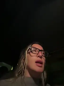 Snapshot of casalinga88 chatting on 10-22-25, 06:51 casalinga88 online show from 10-22-25, 06:51