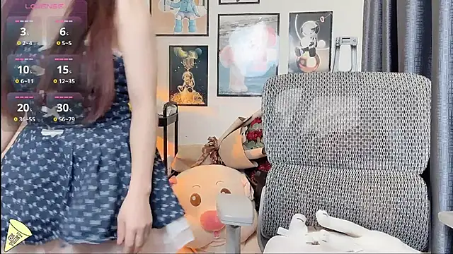 Snapshot of Berrysweet_68 chatting on 02-20-25, 06:17 Berrysweet 68 online show from 02-20-25, 06:17