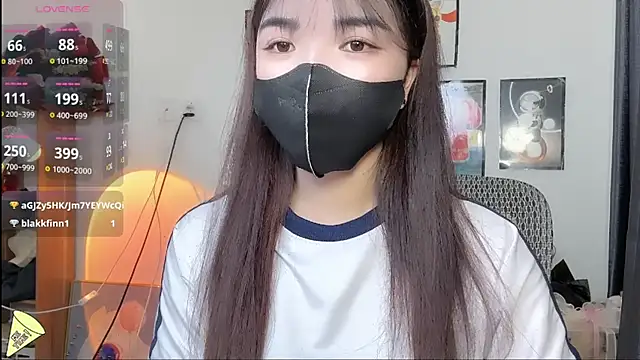 Snapshot of Berrysweet_68 chatting on 02-26-25, 08:48 Berrysweet 68 online show from 02-26-25, 08:48