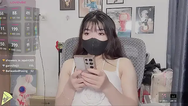 Snapshot of Berrysweet_68 chatting on 03-14-25, 10:39 Berrysweet 68 online show from 03-14-25, 10:39