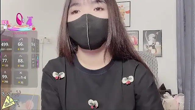 Snapshot of Berrysweet_68 chatting on 03-18-25, 06:46 Berrysweet 68 online show from 03-18-25, 06:46