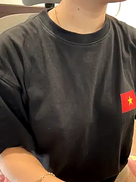 Snapshot of Berrysweet_68 chatting on 09-27-25, 07:02 Berrysweet 68 online show from 09-27-25, 07:02