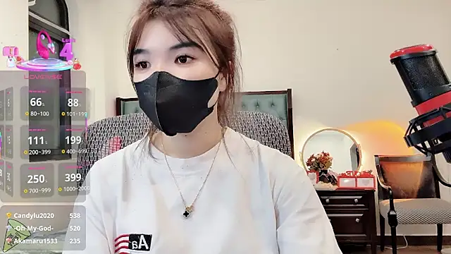 Snapshot of Berrysweet_68 chatting on 09-30-25, 08:14 Berrysweet 68 online show from 09-30-25, 08:14