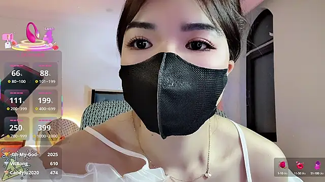 Snapshot of Berrysweet_68 chatting on 10-02-25, 10:06 Berrysweet 68 online show from 10-02-25, 10:06