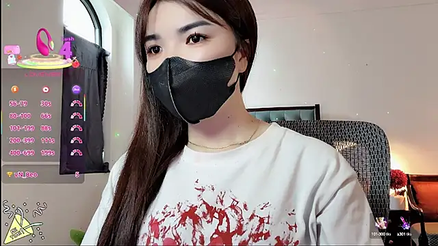 Snapshot of Berrysweet_68 chatting on 10-14-25, 06:14 Berrysweet 68 online show from 10-14-25, 06:14