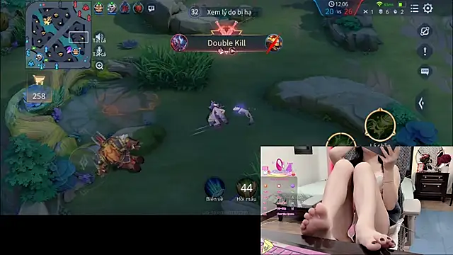 Snapshot of Berrysweet_68 chatting on 10-30-25, 02:51 Berrysweet 68 online show from 10-30-25, 02:51