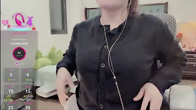 Berrysweet 68 online show from 12-19-25, 03:52