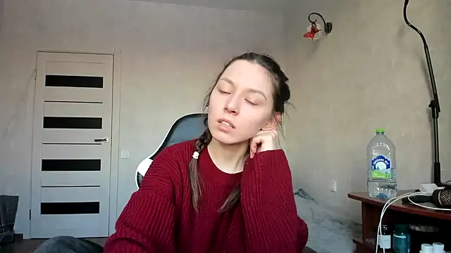 Adela Vetta online show from 02-25-25, 02:00