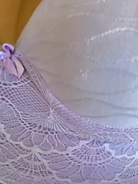 fernandasweet online show from 01-17-25, 08:00