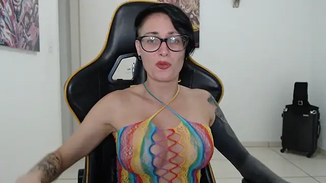 CrisBathoryxxx online show from 12-08-24, 03:10