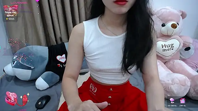 Amila-xoxo online show from 10-24-25, 12:41