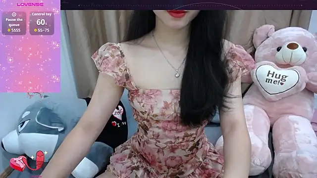 Amila-xoxo online show from 12-19-25, 01:01