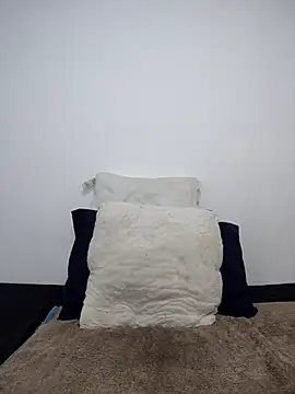 Curvy sluty online show from 10-07-25, 06:10