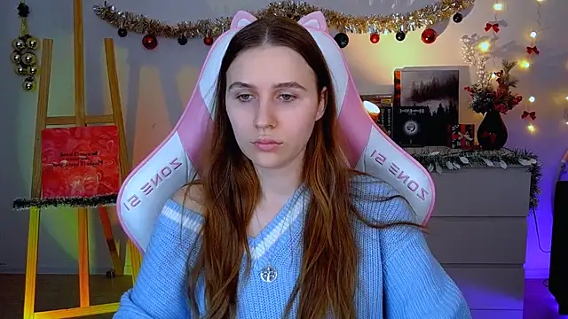 AliceCharmy online show from 12-16-25, 09:36