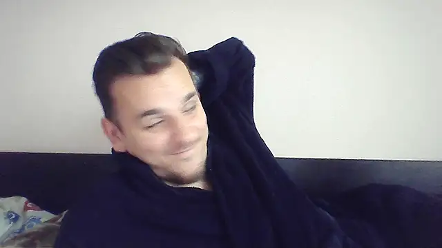 Snapshot of Huge_cock22cm chatting on 10-07-25, 07:38 Huge cock22cm online show from 10-07-25, 07:38