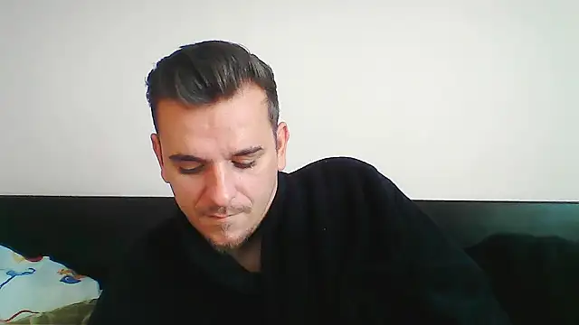 Snapshot of Huge_cock22cm chatting on 10-10-25, 08:35 Huge cock22cm online show from 10-10-25, 08:35