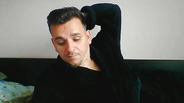 Snapshot of Huge_cock22cm chatting on 10-23-25, 08:24 Huge cock22cm online show from 10-23-25, 08:24