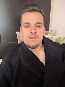 Huge cock22cm online show from 05-02-26, 07:35