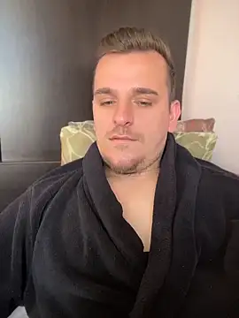 Huge cock22cm online show from 05-04-26, 09:27