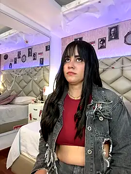 Brenda Garcia online show from 10-20-25, 09:26