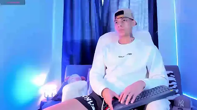 Snapshot of Josep_Davies chatting on 02-08-25, 09:36 Josep Davies online show from 02-08-25, 09:36