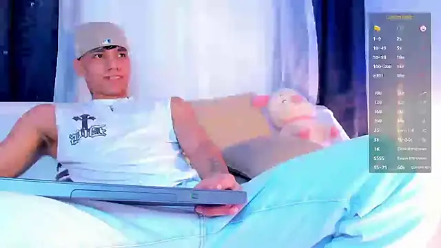 Snapshot of Josep_Davies chatting on 03-16-25, 04:41 Josep Davies online show from 03-16-25, 04:41