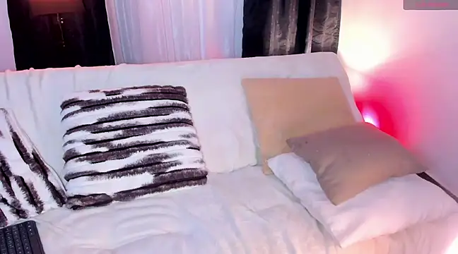 Snapshot of Josep_Davies chatting on 03-20-25, 05:35 Josep Davies online show from 03-20-25, 05:35