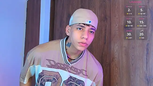 Snapshot of Josep_Davies chatting on 09-15-25, 10:10 Josep Davies online show from 09-15-25, 10:10