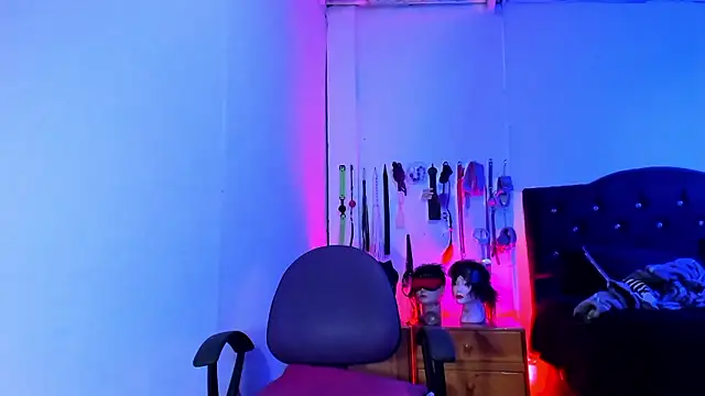 LucyStrike  online show from 01-08-26, 10:45