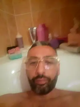 goldenhead1 online show from 02-09-26, 03:21