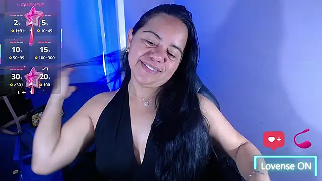 Snapshot of kendra__mamba chatting on 09-19-25, 11:44 kendra mamba online show from 09-19-25, 11:44