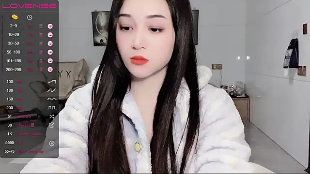 Snapshot of kolll88 chatting on 12-24-24, 05:05 kolll88 online show from 12-24-24, 05:05