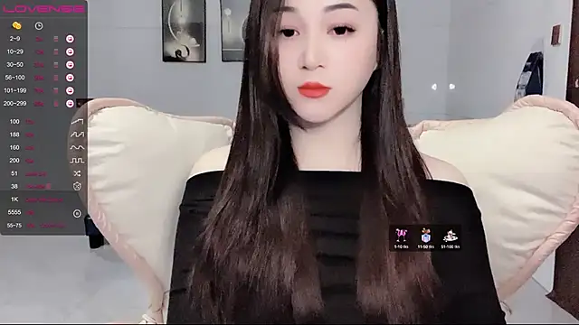 Snapshot of kolll88 chatting on 02-21-25, 03:43 kolll88 online show from 02-21-25, 03:43